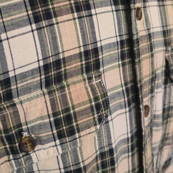 Relaxed Fit Carhartt Button Down Shirt - Picture 5 of 5